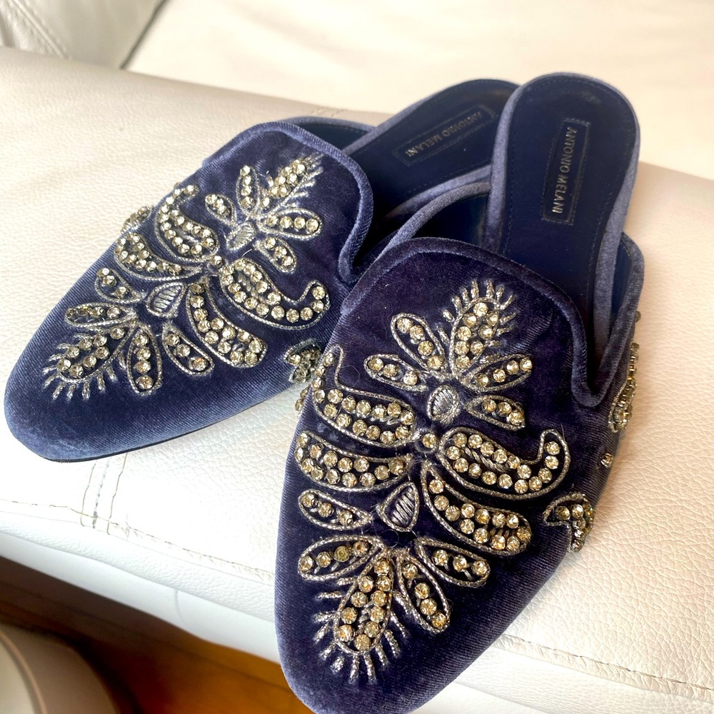 Size 8, blue velvet with rhinestones flat slipons. Great condition.